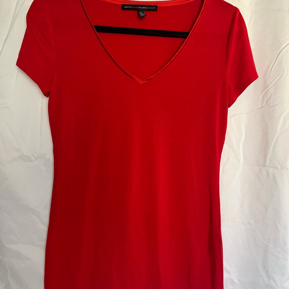 White House Black Market Red Short Sleeve V-Neck Top